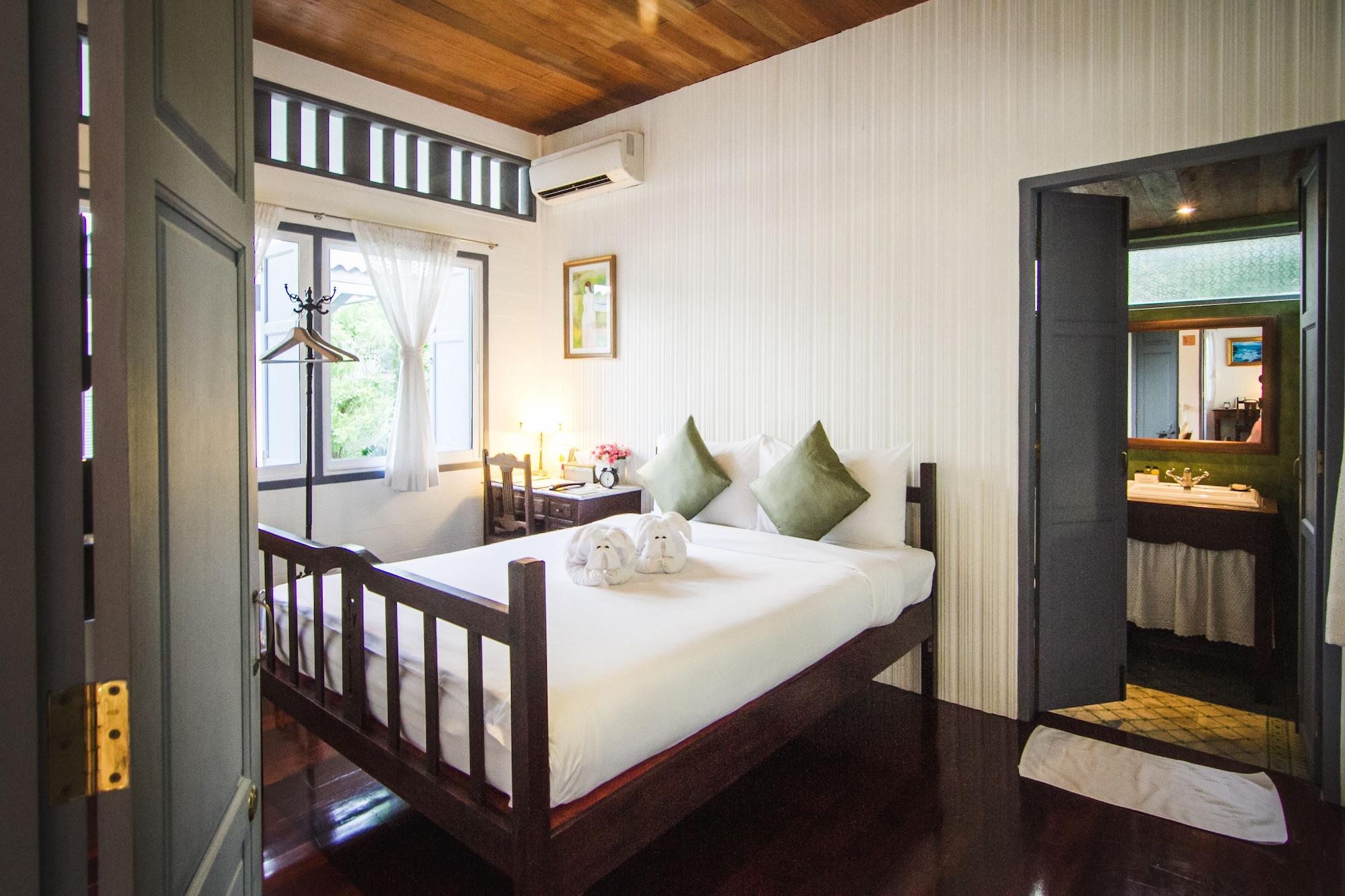 Baan Noppawong Hotel Bangkok Exterior photo