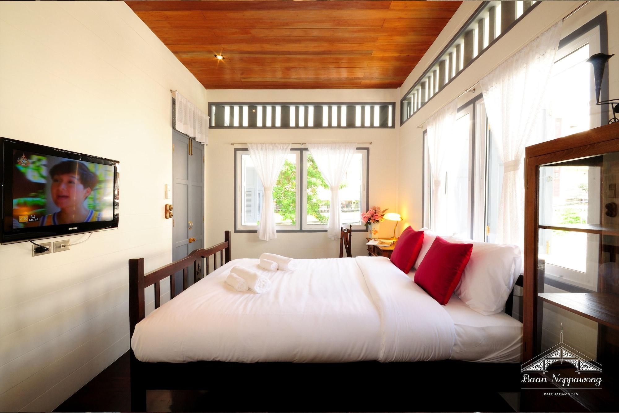 Baan Noppawong Hotel Bangkok Exterior photo