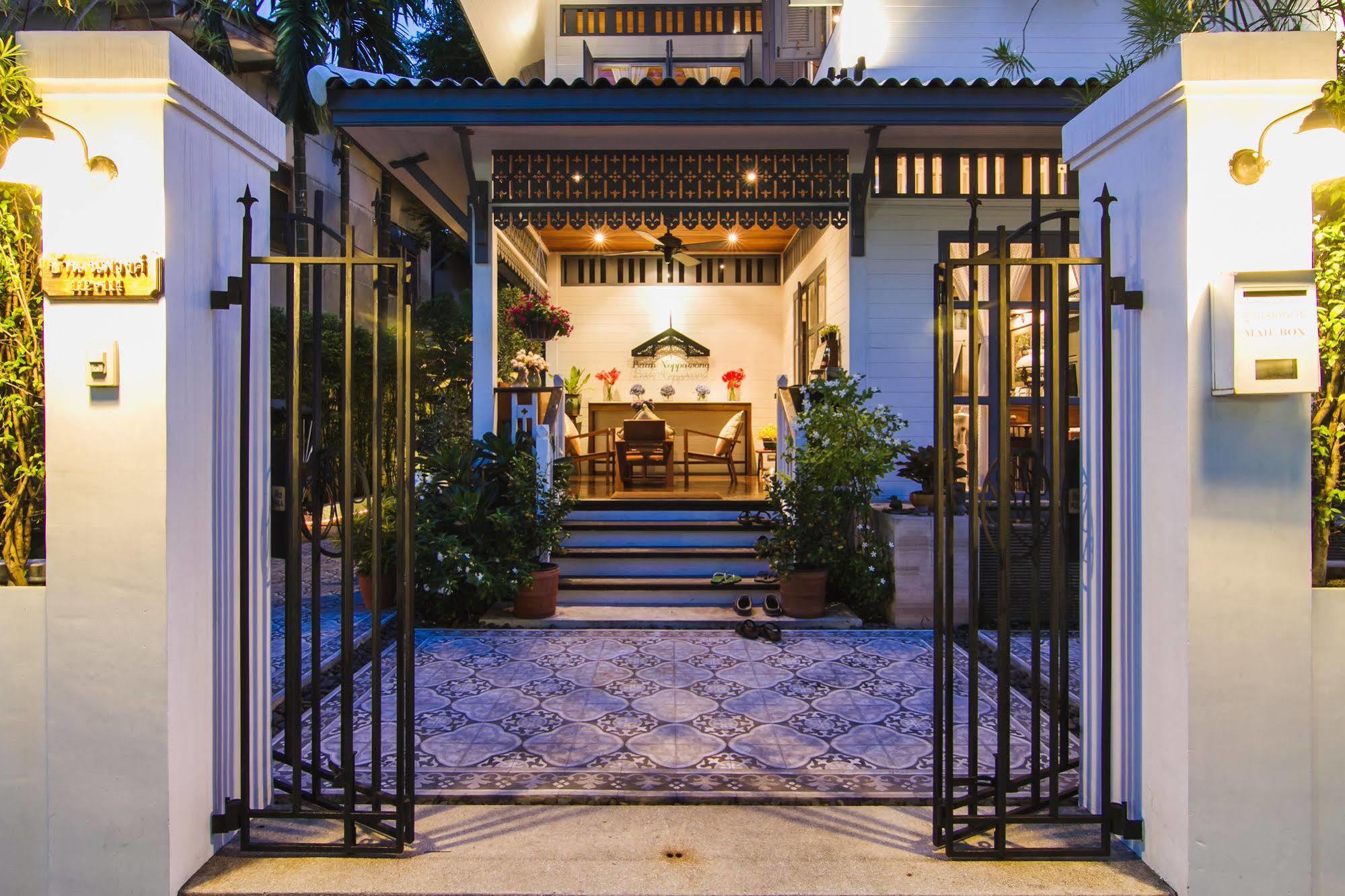 Baan Noppawong Hotel Bangkok Exterior photo